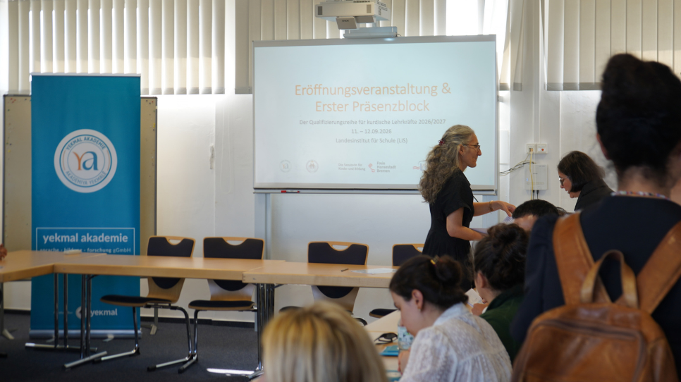 Akademie/20260911/Start des Qualifizierungsprogramms f&uuml;r Kurdisch-Lehrkr&auml;fte in Bremen (8).png